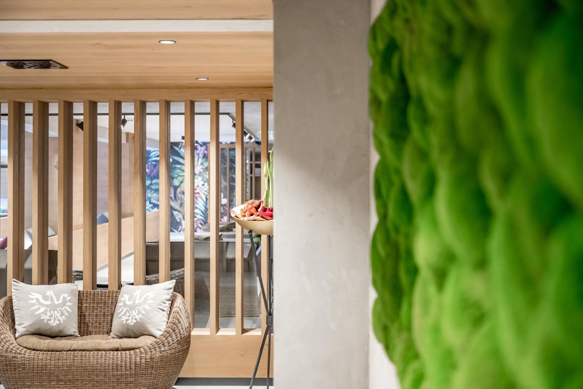 Tilia Living - B&B Mit Dem Komfort Eines Kleinen, Feinen Hotels Ried im Oberinntal Extérieur photo