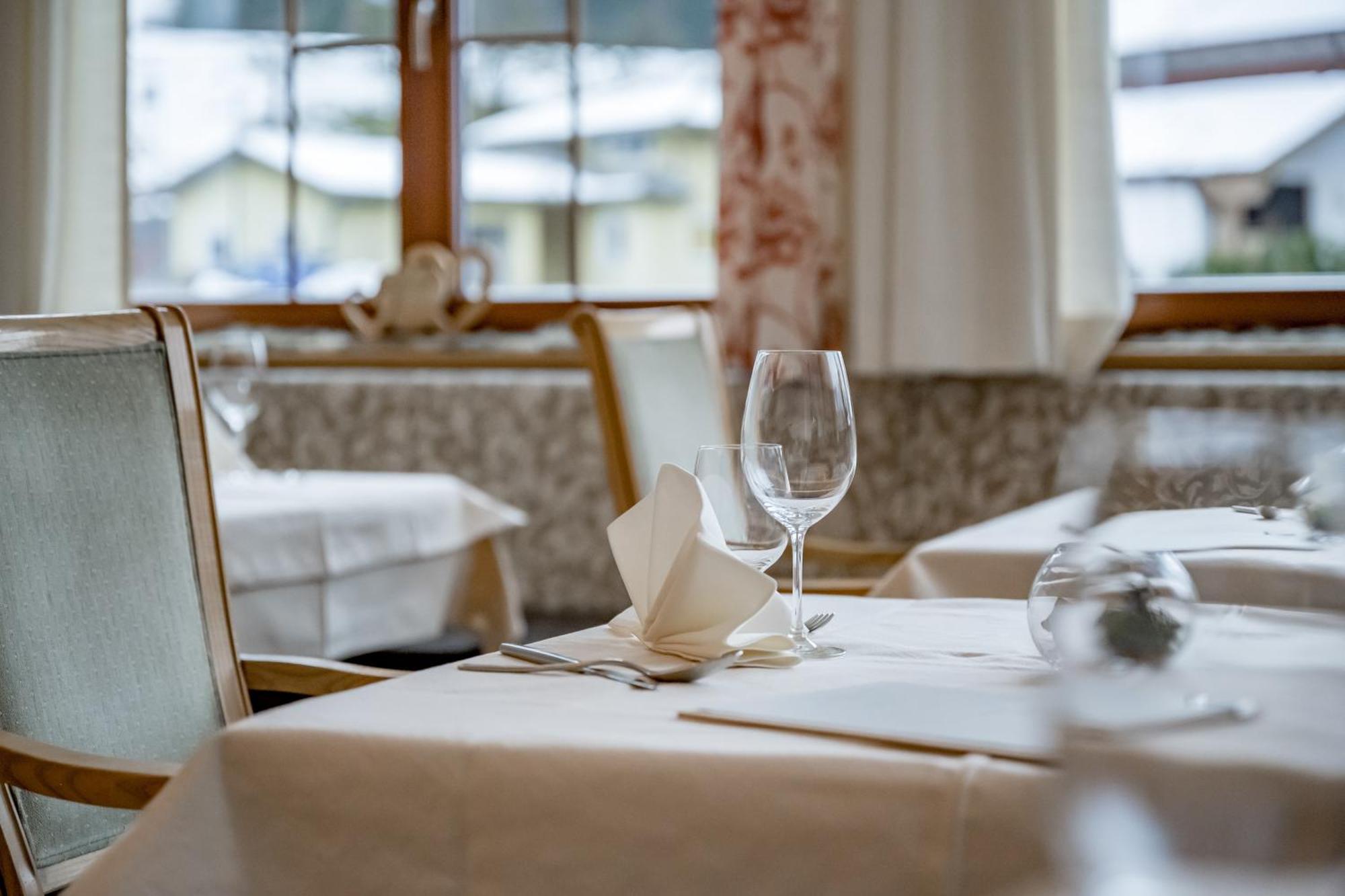 Tilia Living - B&B Mit Dem Komfort Eines Kleinen, Feinen Hotels Ried im Oberinntal Extérieur photo