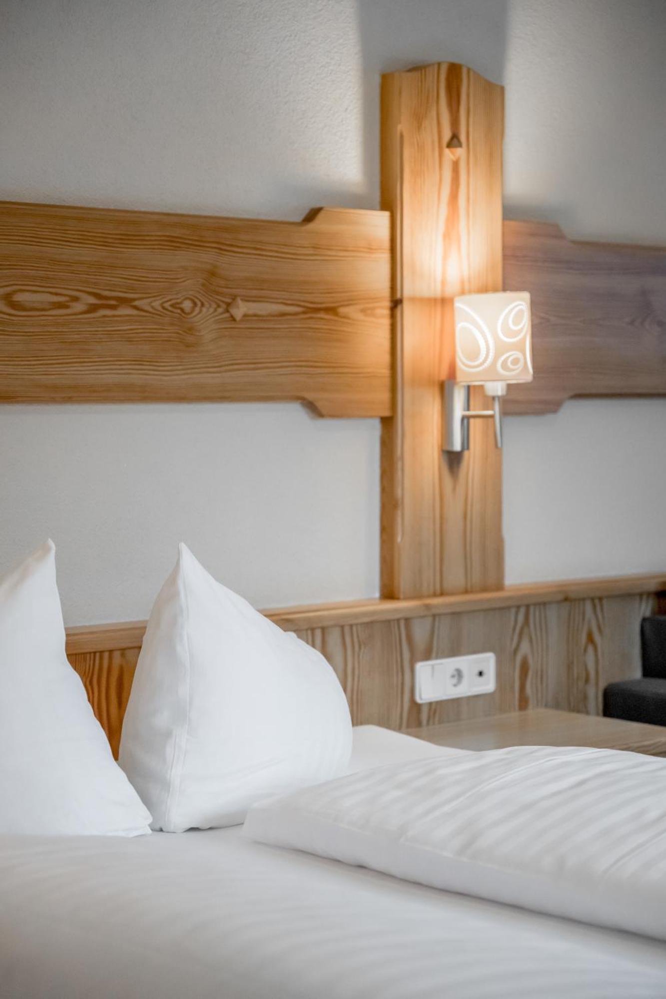 Tilia Living - B&B Mit Dem Komfort Eines Kleinen, Feinen Hotels Ried im Oberinntal Extérieur photo