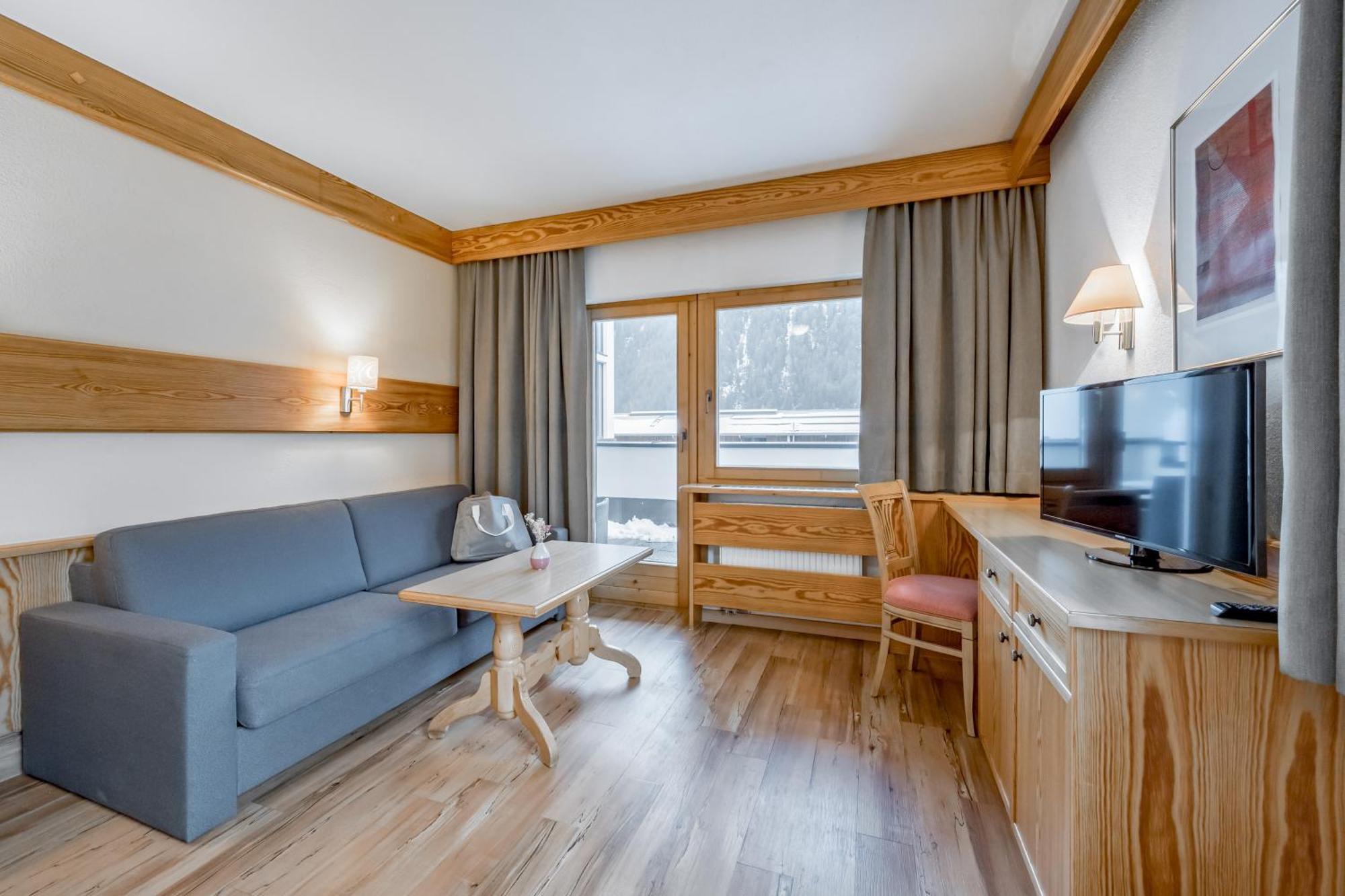 Tilia Living - B&B Mit Dem Komfort Eines Kleinen, Feinen Hotels Ried im Oberinntal Extérieur photo