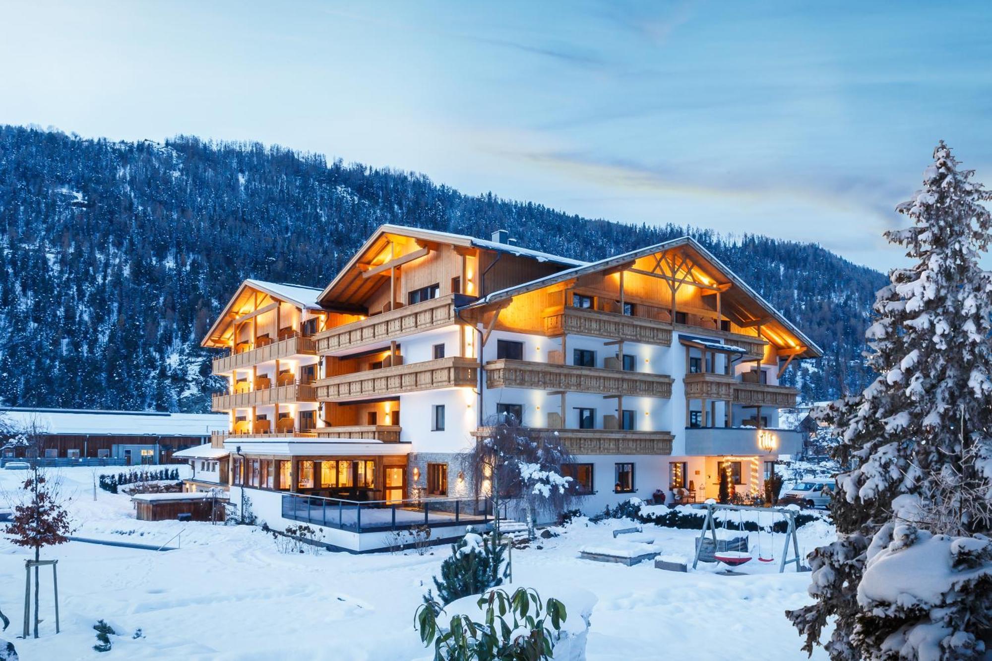 Tilia Living - B&B Mit Dem Komfort Eines Kleinen, Feinen Hotels Ried im Oberinntal Extérieur photo