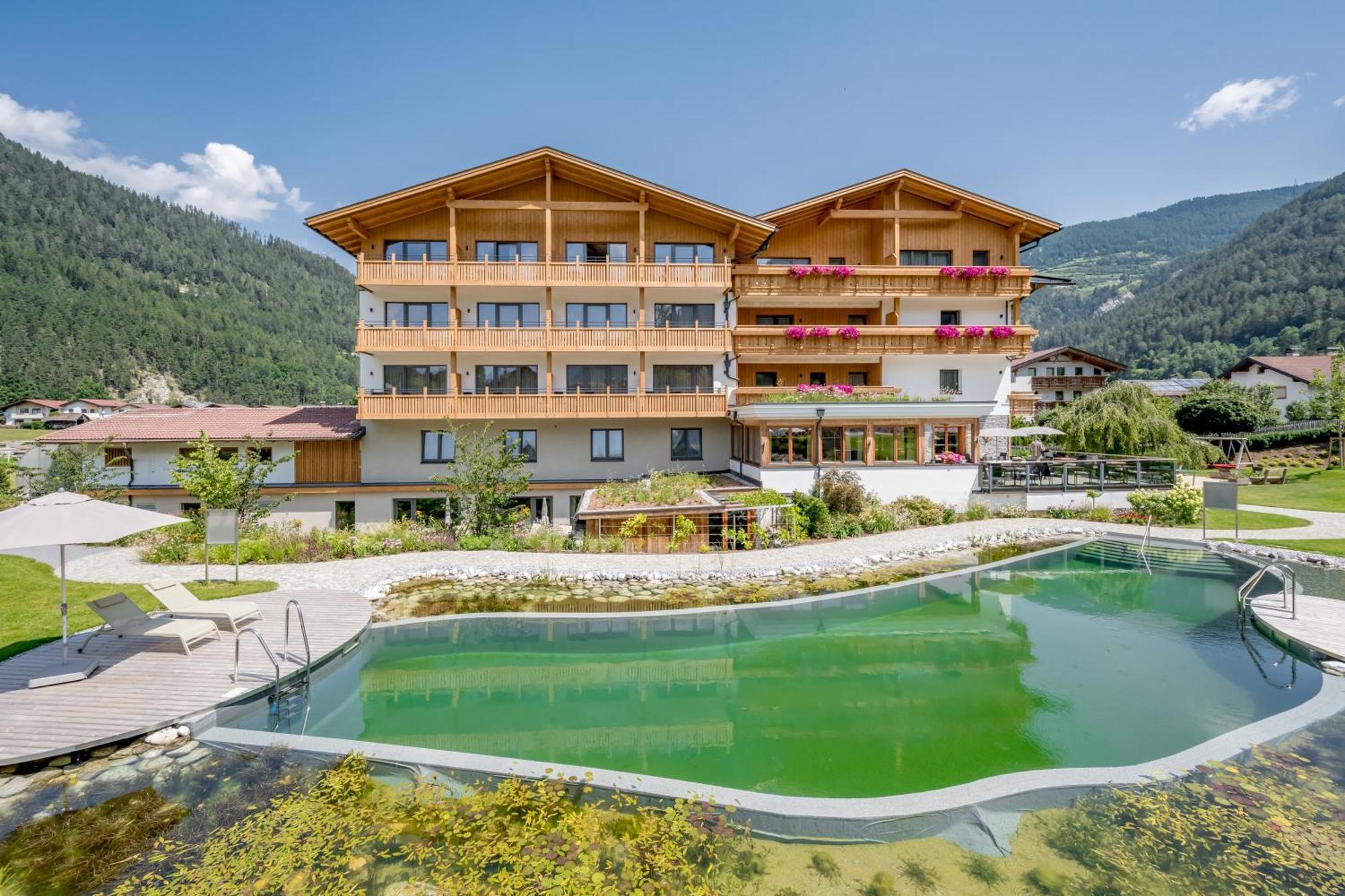 Tilia Living - B&B Mit Dem Komfort Eines Kleinen, Feinen Hotels Ried im Oberinntal Extérieur photo
